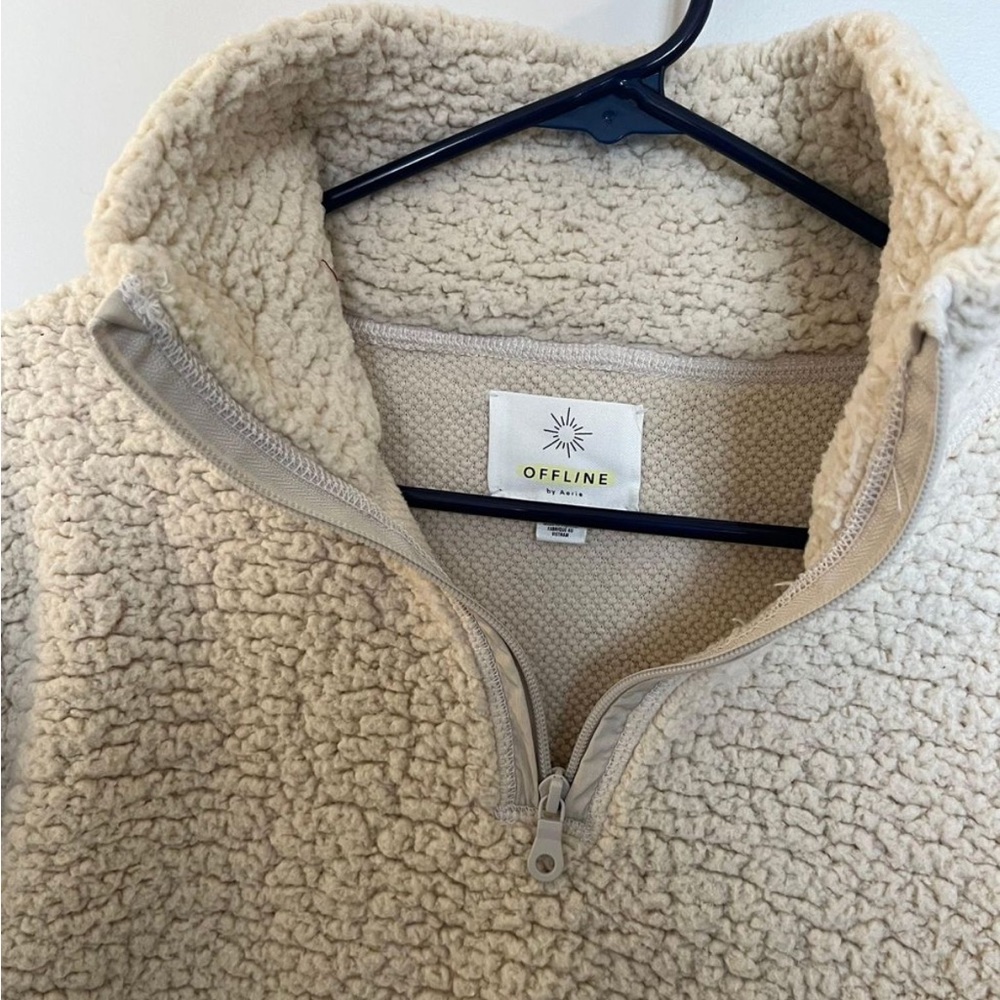Aerie Sherpa Half-zip up - Picture 3 of 3